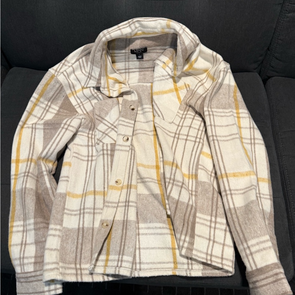 Plaid Button-Up Jacket in Beige and Yellow